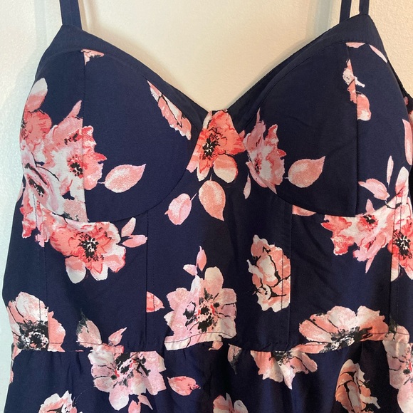 SALE❗️Band of Gypsies Women’s Large Navy Pink White Floral Spaghetti strap Dress - Picture 6 of 17